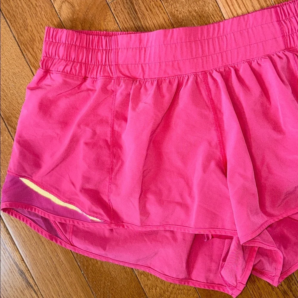 Lululemon Hotty Hot Low Rise Pink Shorts Size 10 Lined